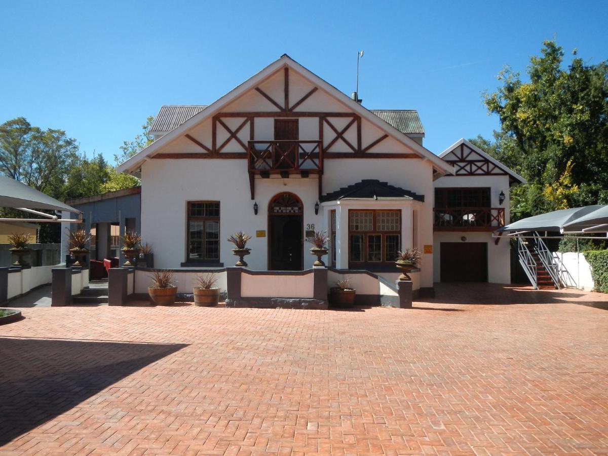The Oak Potch Guesthouse Potchefstroom Exterior foto